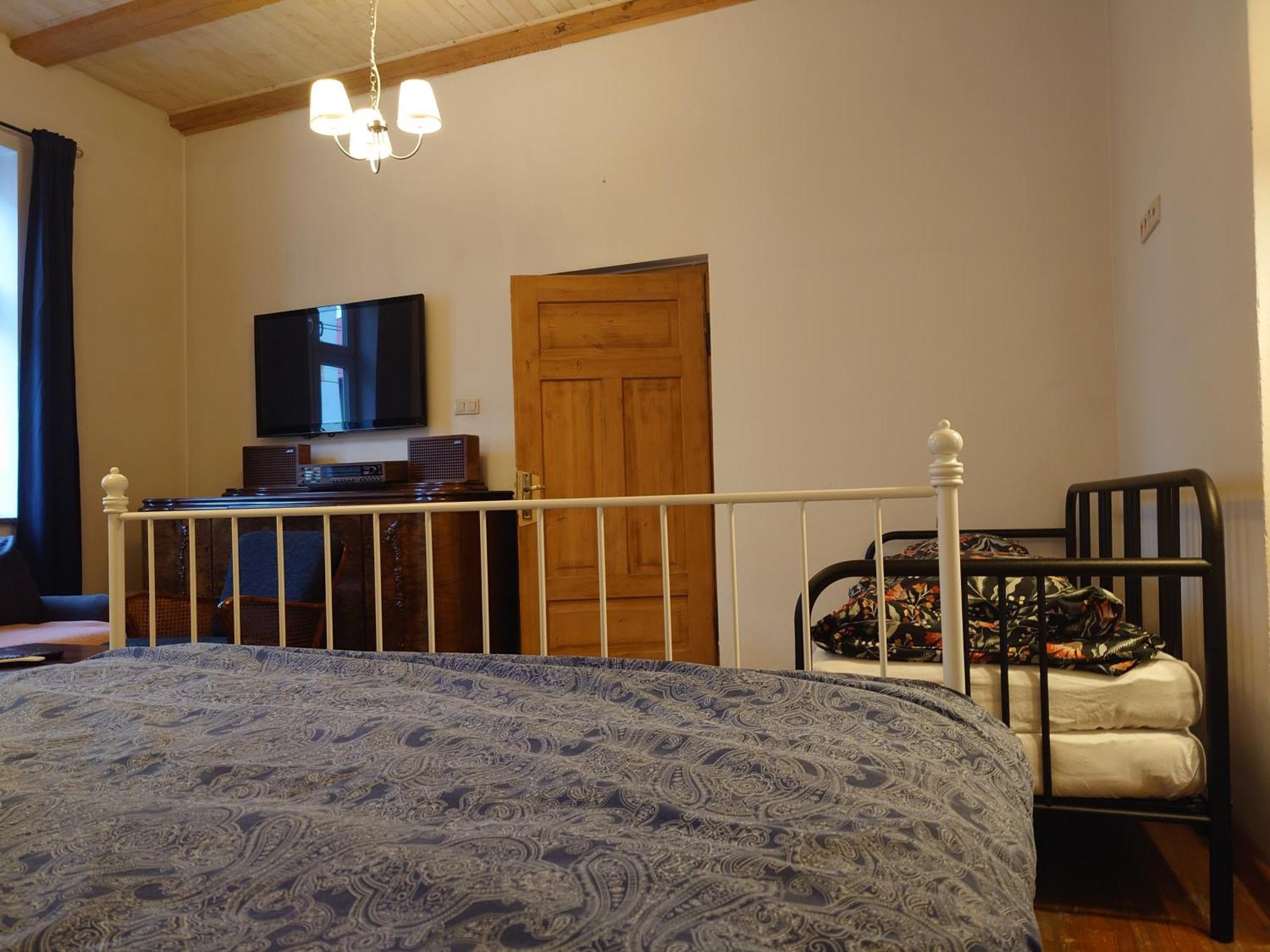 Apartamenty Przy Stonehenge Sosnowiec Rom bilde