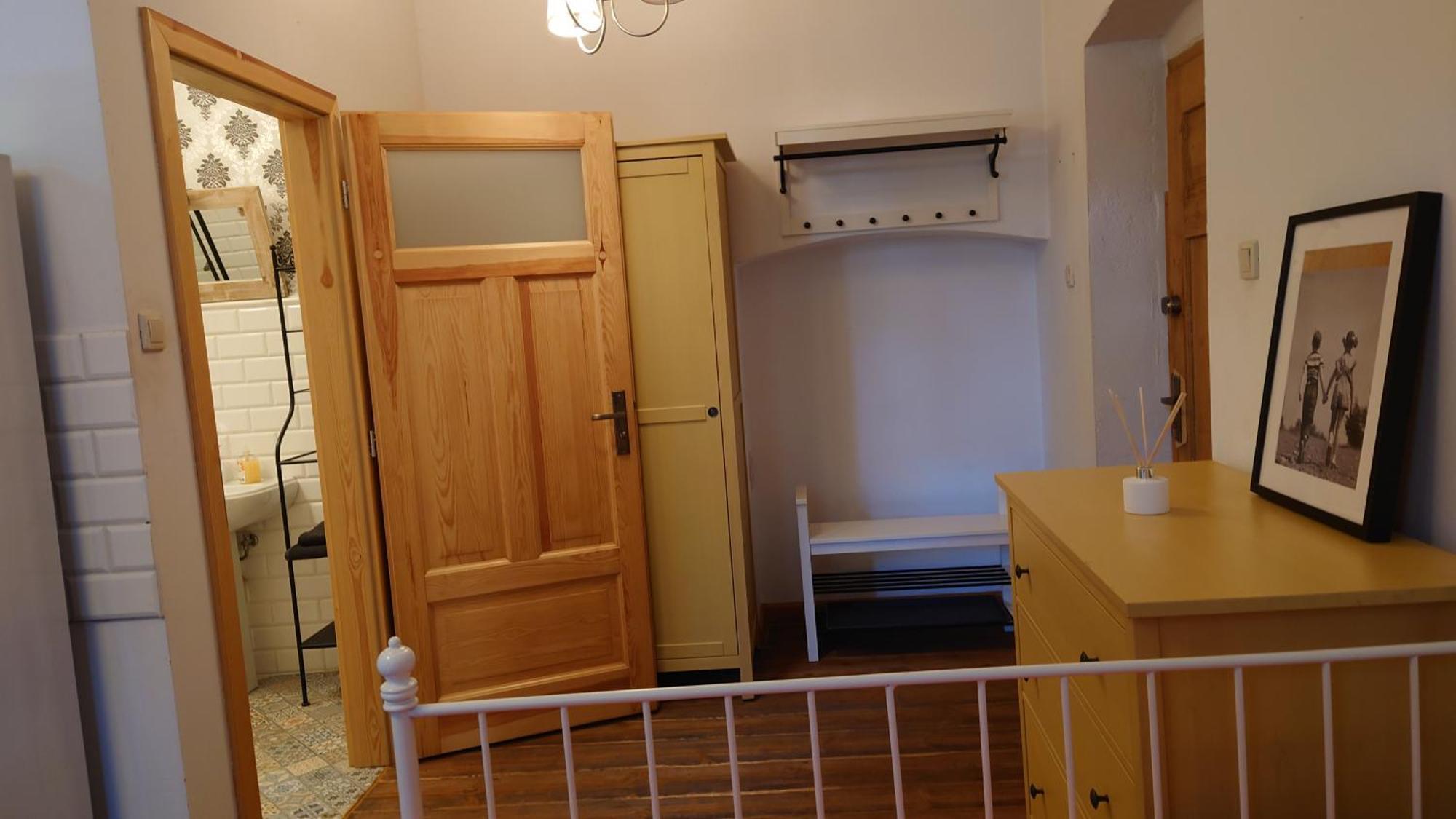 Apartamenty Przy Stonehenge Sosnowiec Rom bilde